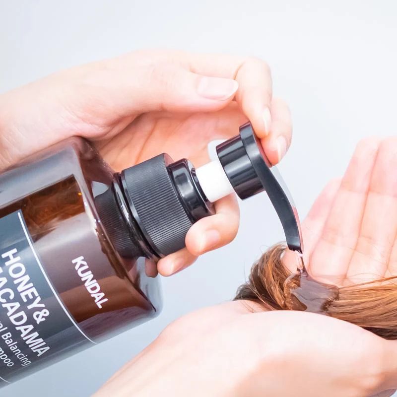KUNDAL Honey & Macadamia Nature Shampoo - 500ml - White Musk